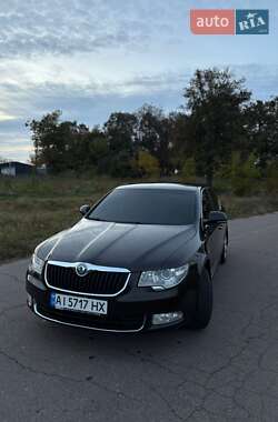 Skoda Superb  2012