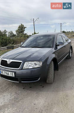 Skoda Superb  2006