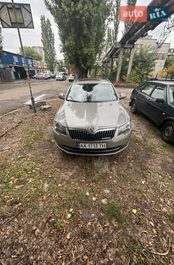 Skoda Superb  2014