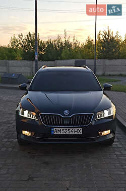 Skoda Superb  2019
