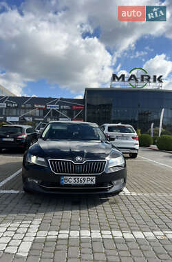 Skoda Superb  2015