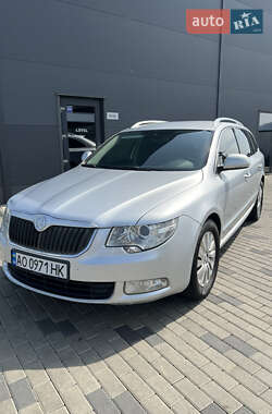 Skoda Superb  2010
