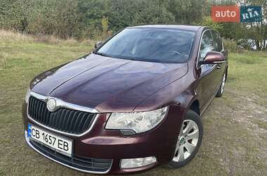 Skoda Superb  2010