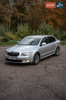 Skoda Superb  2012