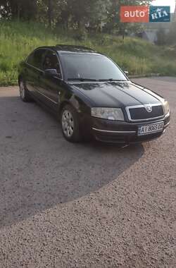 Skoda Superb  2002