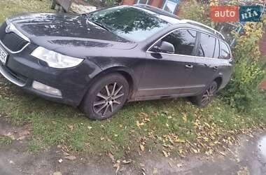 Skoda Superb  2011