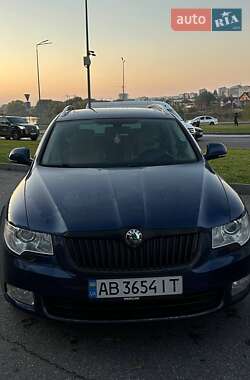 Skoda Superb  2011