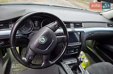 Skoda Superb  2009