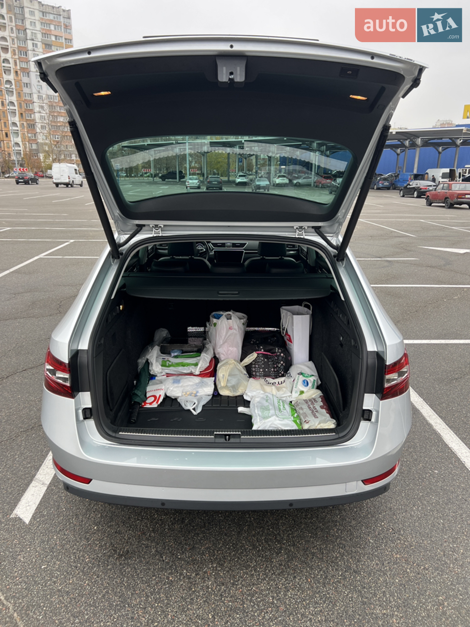 2019 Skoda Superb - мініатюра 5