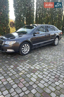 Skoda Superb  2009