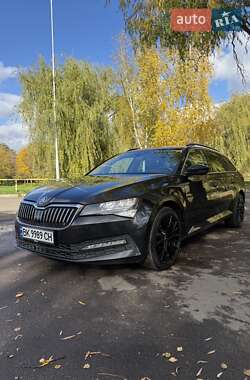 Skoda Superb  2020