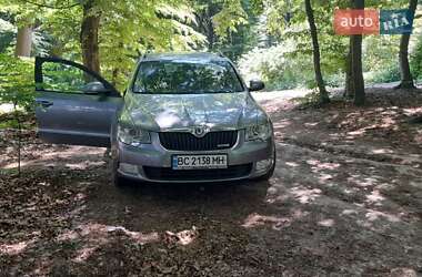 Skoda Superb 2012