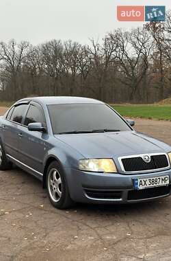 Skoda Superb  2004