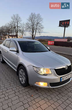 Skoda Superb  2010