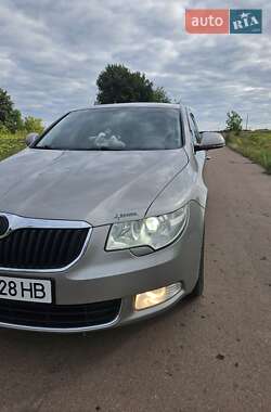 Skoda Superb  2008