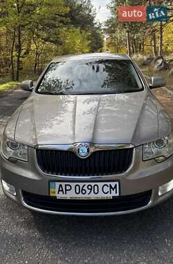 Skoda Superb  2013