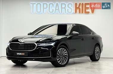 Skoda Superb  2025