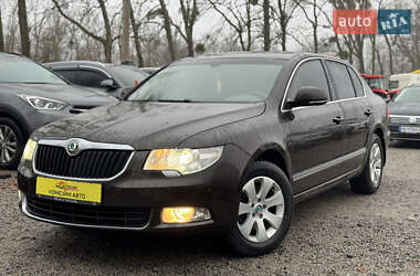 Skoda Superb  2013