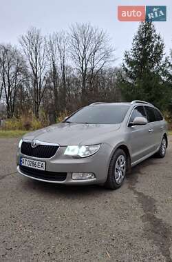 Skoda Superb 2011