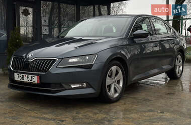 Skoda Superb 2019