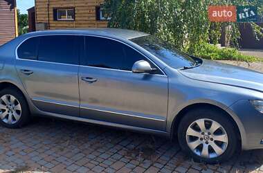 Skoda Superb  2011