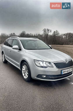 Skoda Superb  2014
