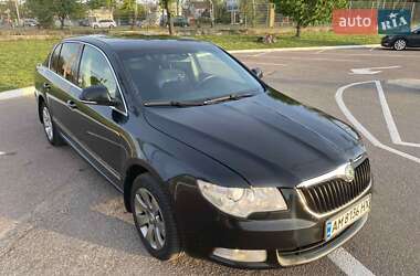 Skoda Superb  2008