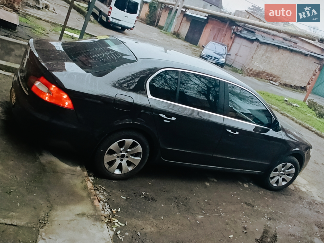 2012 Skoda Superb - мініатюра 2