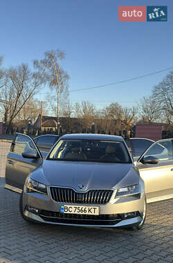 Skoda Superb  2015