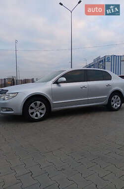 Skoda Superb  2013