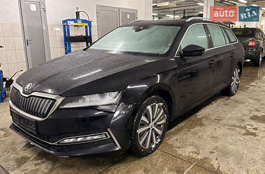 Skoda Superb  2022