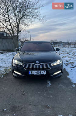 Skoda Superb  2022
