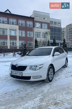 Skoda Superb  2013