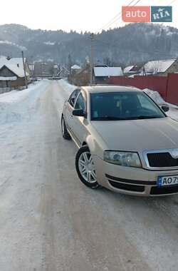 Skoda Superb  2003