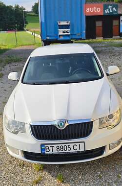 Skoda Superb  2012