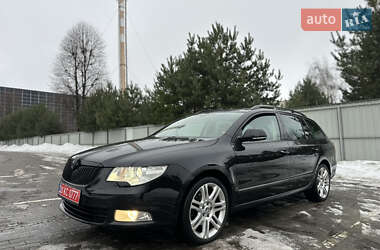 Skoda Superb  2011