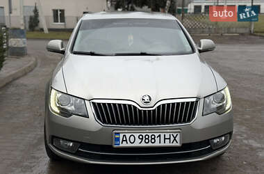 Skoda Superb  2013