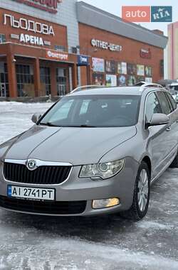 Skoda Superb  2012