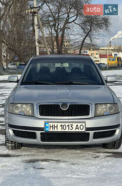 Skoda Superb  2004