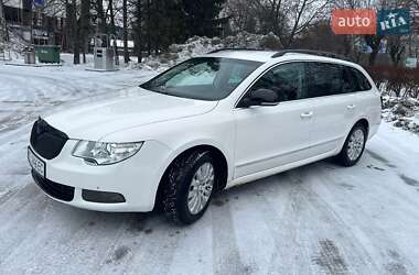 Skoda Superb 2012