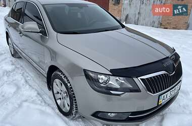 Skoda Superb  2014