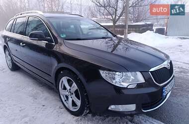 Skoda Superb  2012