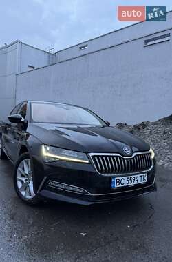 Skoda Superb  2019