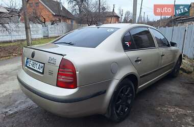 Skoda Superb 2005