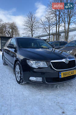 Skoda Superb  2008