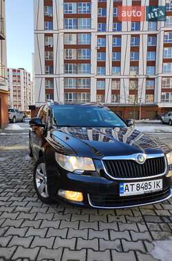 Skoda Superb 2012