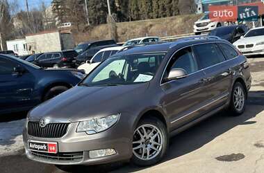 Skoda Superb  2010