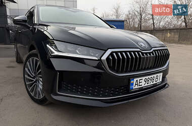 Skoda Superb  2025