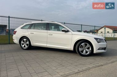 Skoda Superb  2016