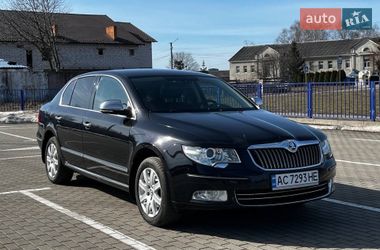 Skoda Superb 2012